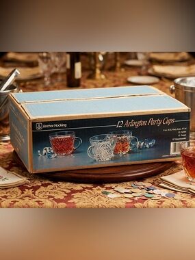 🆕 Antique ANCHOR HOCKING Arlington 12 pc unboxed in original box cup set.
